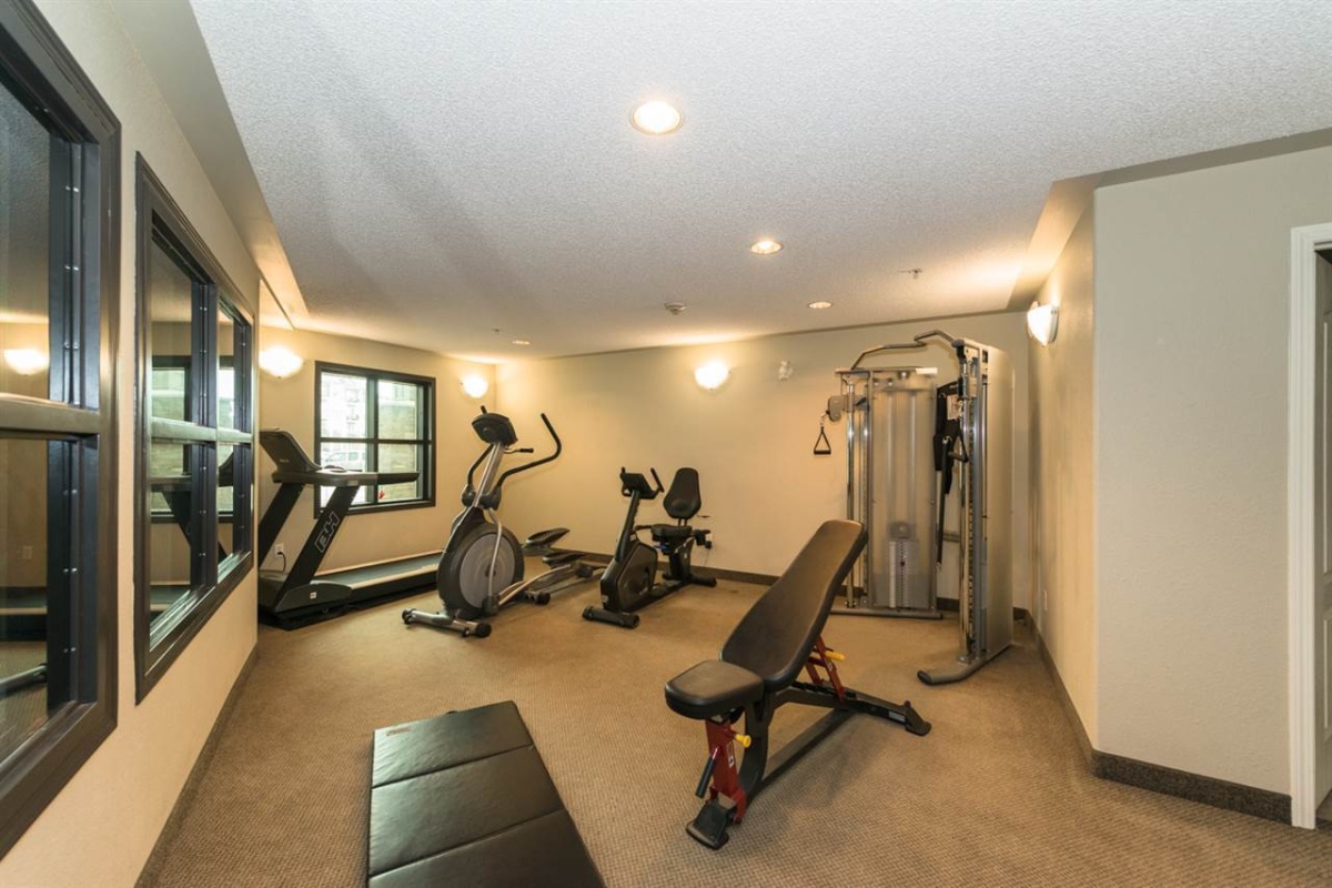 9363 Simpson Drive, Edmonton, Alberta, Canada T6R 0N2, 2 Bedrooms Bedrooms, ,2 BathroomsBathrooms,Condo,Currently Rented,Simpson Drive,1001