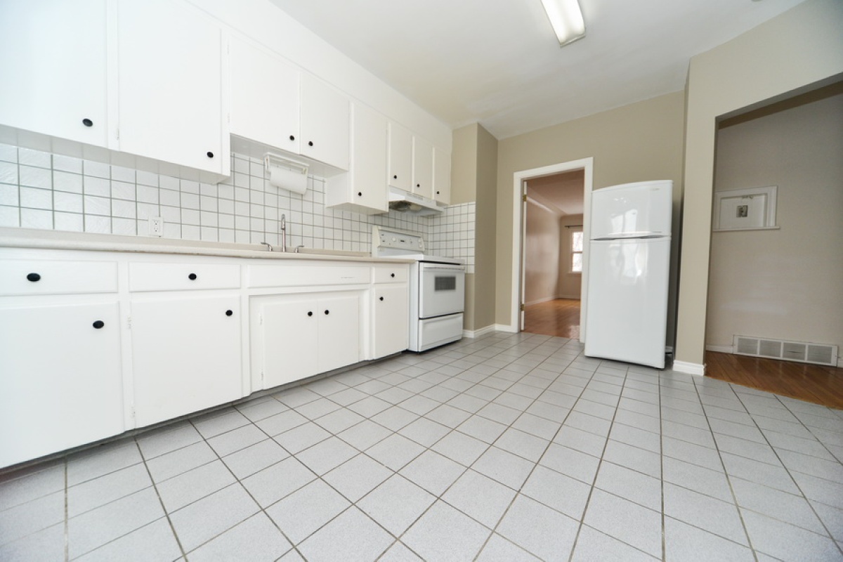11113 116 Street,Edmonton,Alberta,Canada T5G 2V7,3 Bedrooms Bedrooms,2 BathroomsBathrooms,1/2 Duplex,116 Street,1003