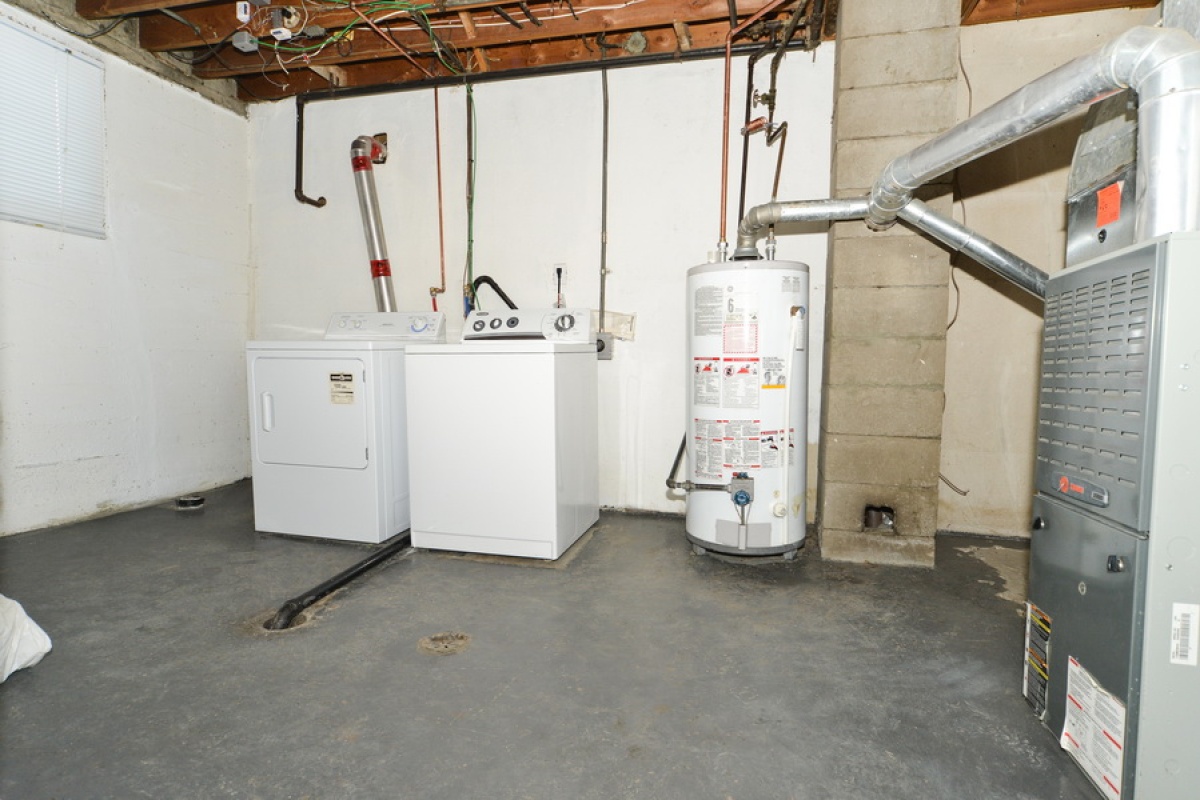 11113 116 Street,Edmonton,Alberta,Canada T5G 2V7,3 Bedrooms Bedrooms,2 BathroomsBathrooms,1/2 Duplex,116 Street,1003